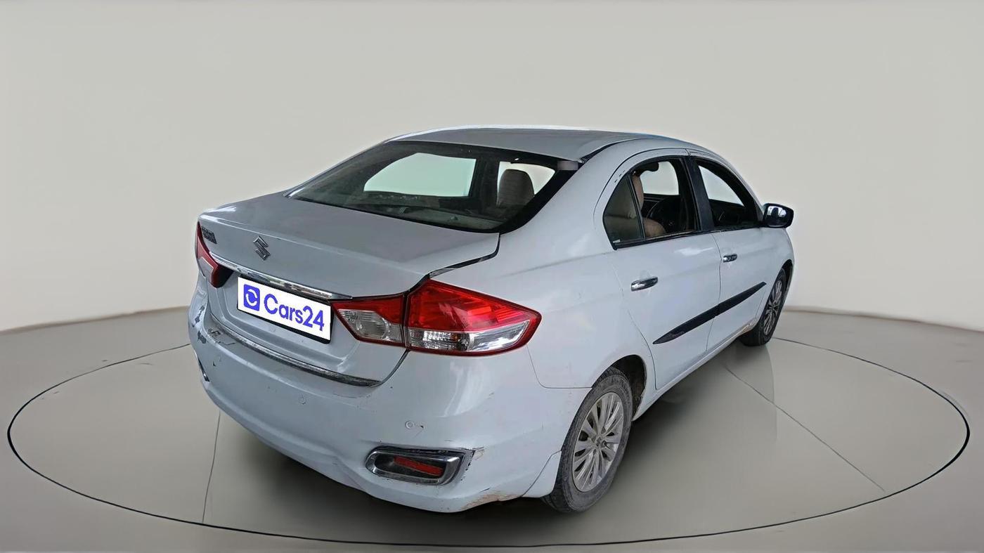 2015 Maruti Ciaz ZXI, CNG, Manual, 1,12,823 km, exterior