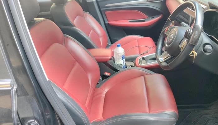 2021 MG ASTOR SAVVY 1.5 CVT S RED, Petrol, Automatic, 1,37,013 km, interior