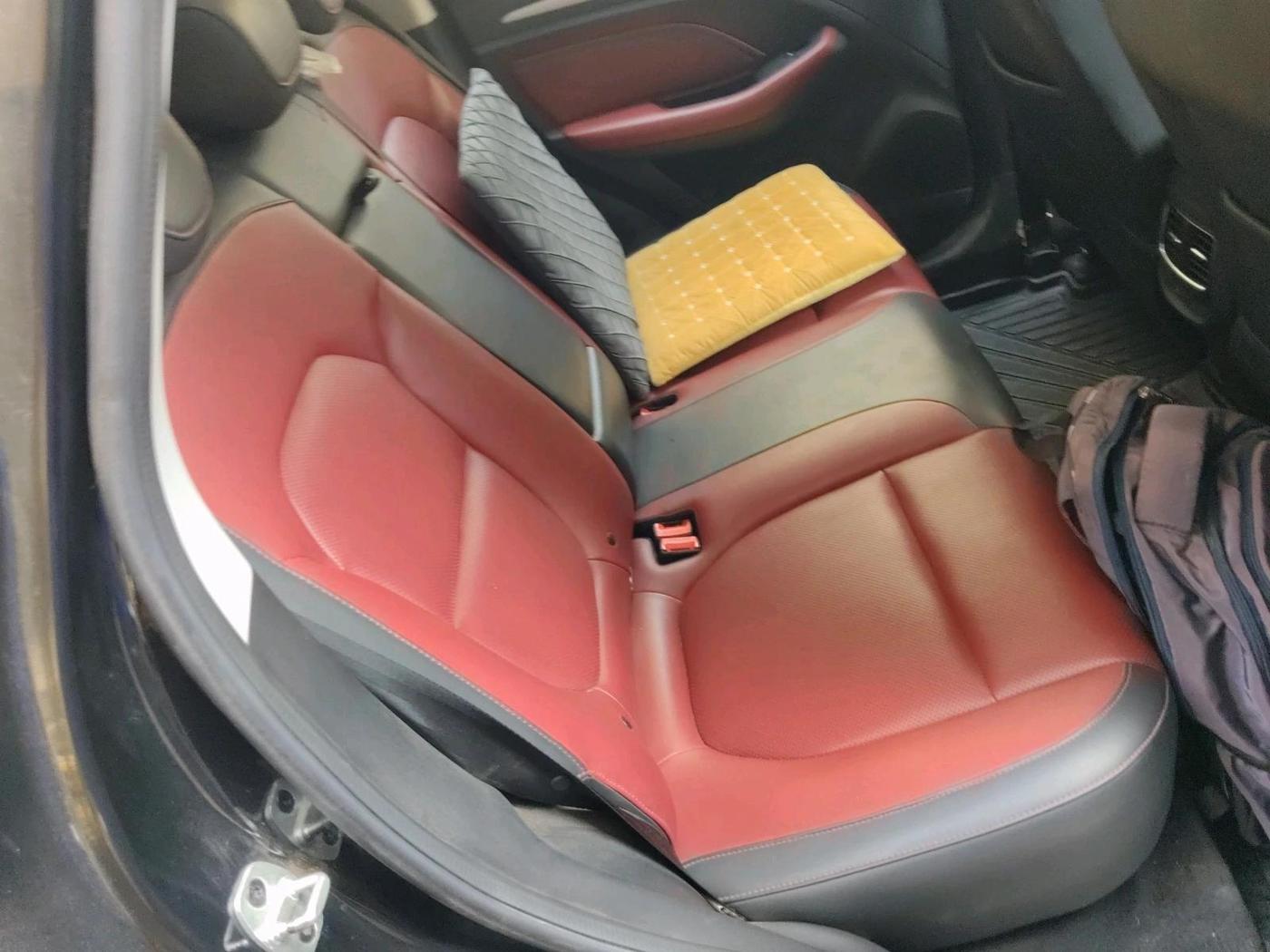 2021 MG ASTOR SAVVY 1.5 CVT S RED, Petrol, Automatic, 1,37,013 km, interior