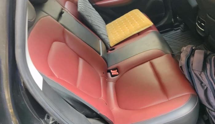 2021 MG ASTOR SAVVY 1.5 CVT S RED, Petrol, Automatic, 1,37,013 km, interior