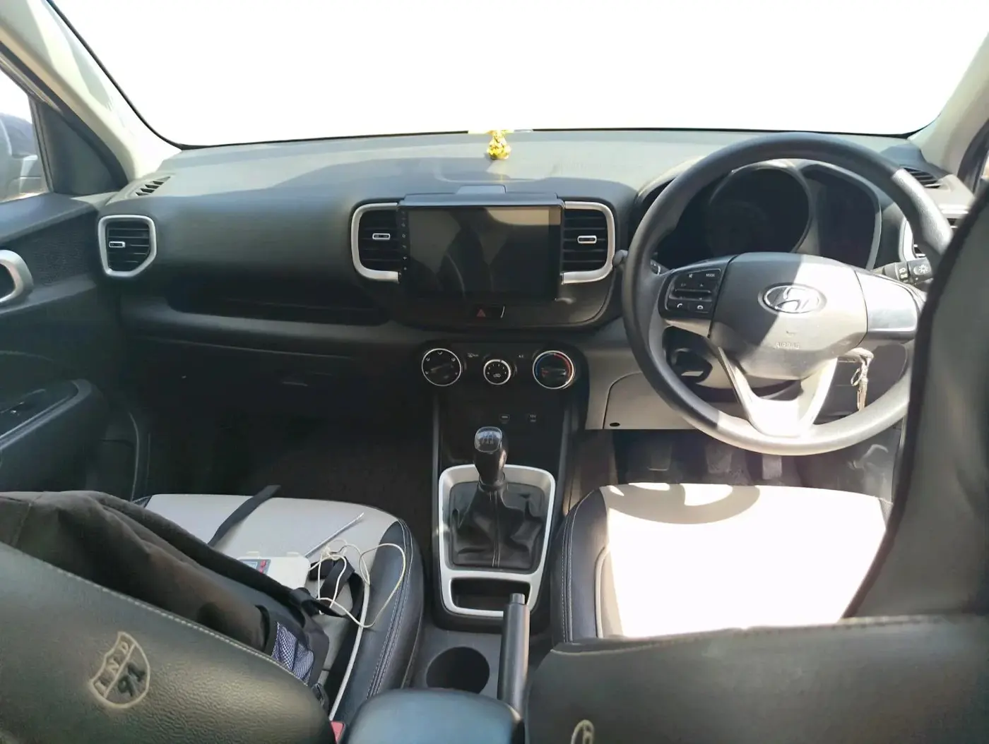 2021 Hyundai VENUE S 1.2, CNG, Manual, 68,903 km, interior