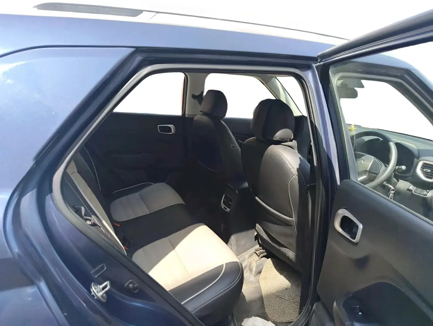 2021 Hyundai VENUE S 1.2, CNG, Manual, 68,903 km, interior