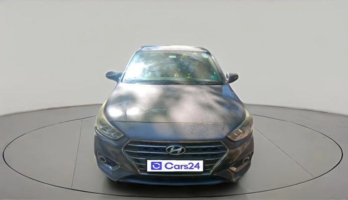 2017 Hyundai Verna 1.6 CRDI SX, Diesel, Manual, 1,00,702 km, exterior