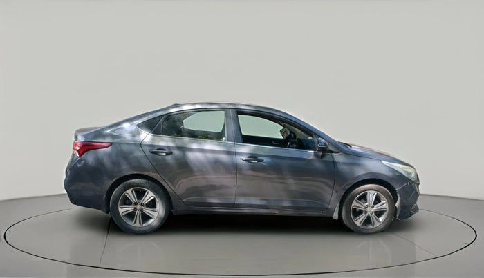 2017 Hyundai Verna 1.6 CRDI SX, Diesel, Manual, 1,00,702 km, exterior