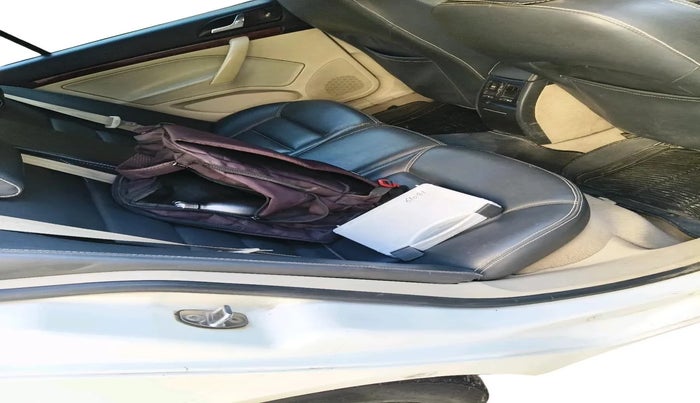 2009 Skoda Laura AMBIENTE 1.9 TDI MT, Diesel, Manual, 2,00,578 km, interior