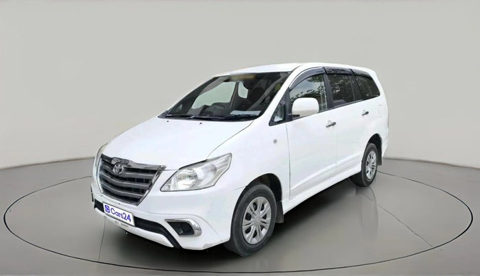 2015 Toyota Innova 2.5 G 8 STR, Diesel, Manual, 83,769 km, exterior
