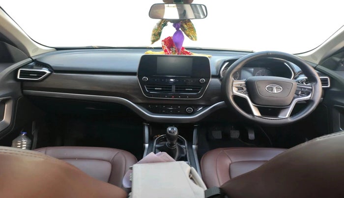 2022 Tata Harrier XT 2.0L KRYOTEC, Diesel, Manual, 52,140 km, interior