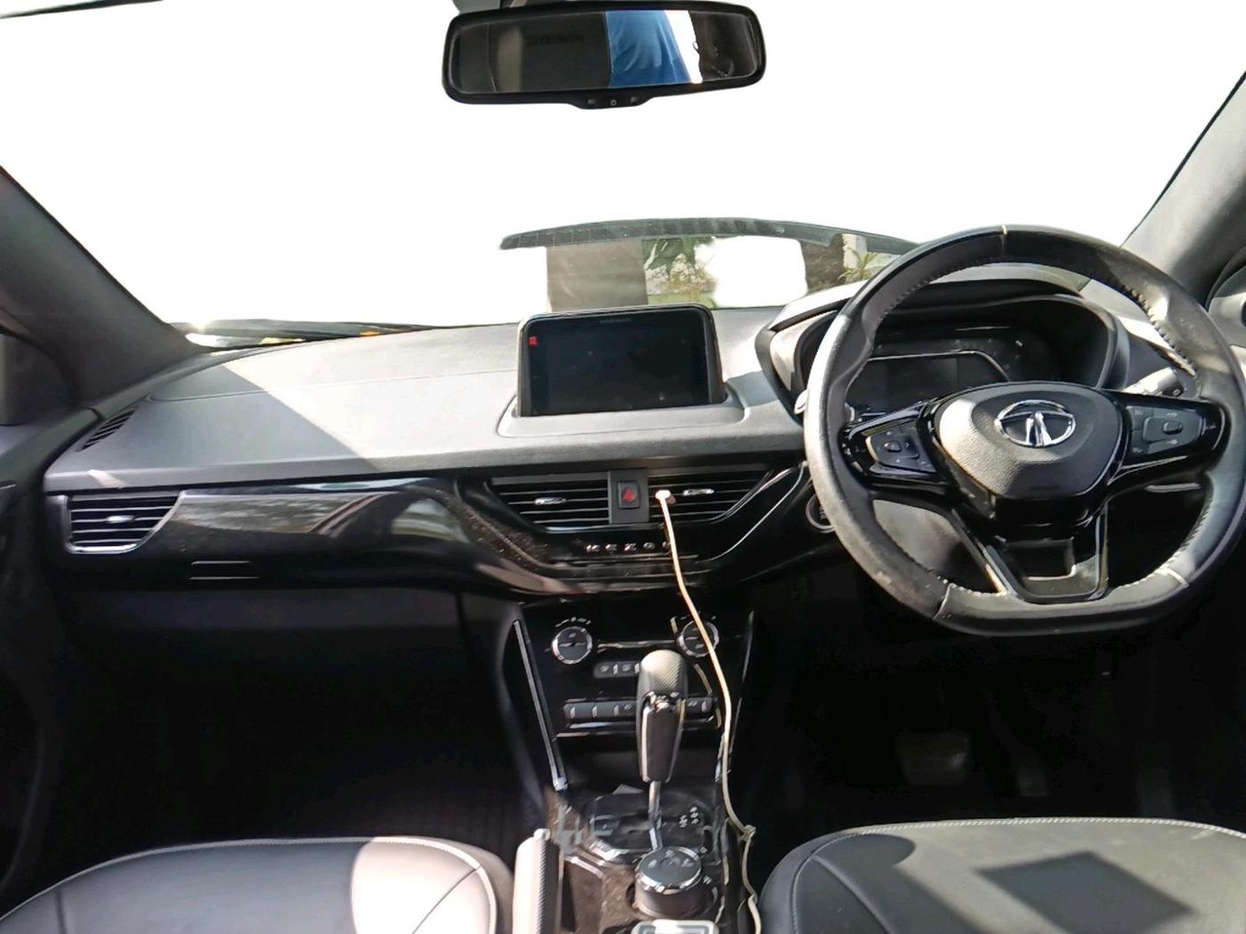 2022 Tata NEXON XZA PLUS (PREMIUM) PETROL DARK EDITION, Petrol, Automatic, 32,735 km, interior