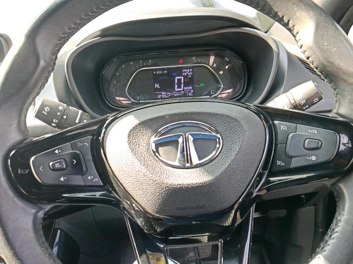 2022 Tata NEXON XZA PLUS (PREMIUM) PETROL DARK EDITION, Petrol, Automatic, 32,735 km, interior