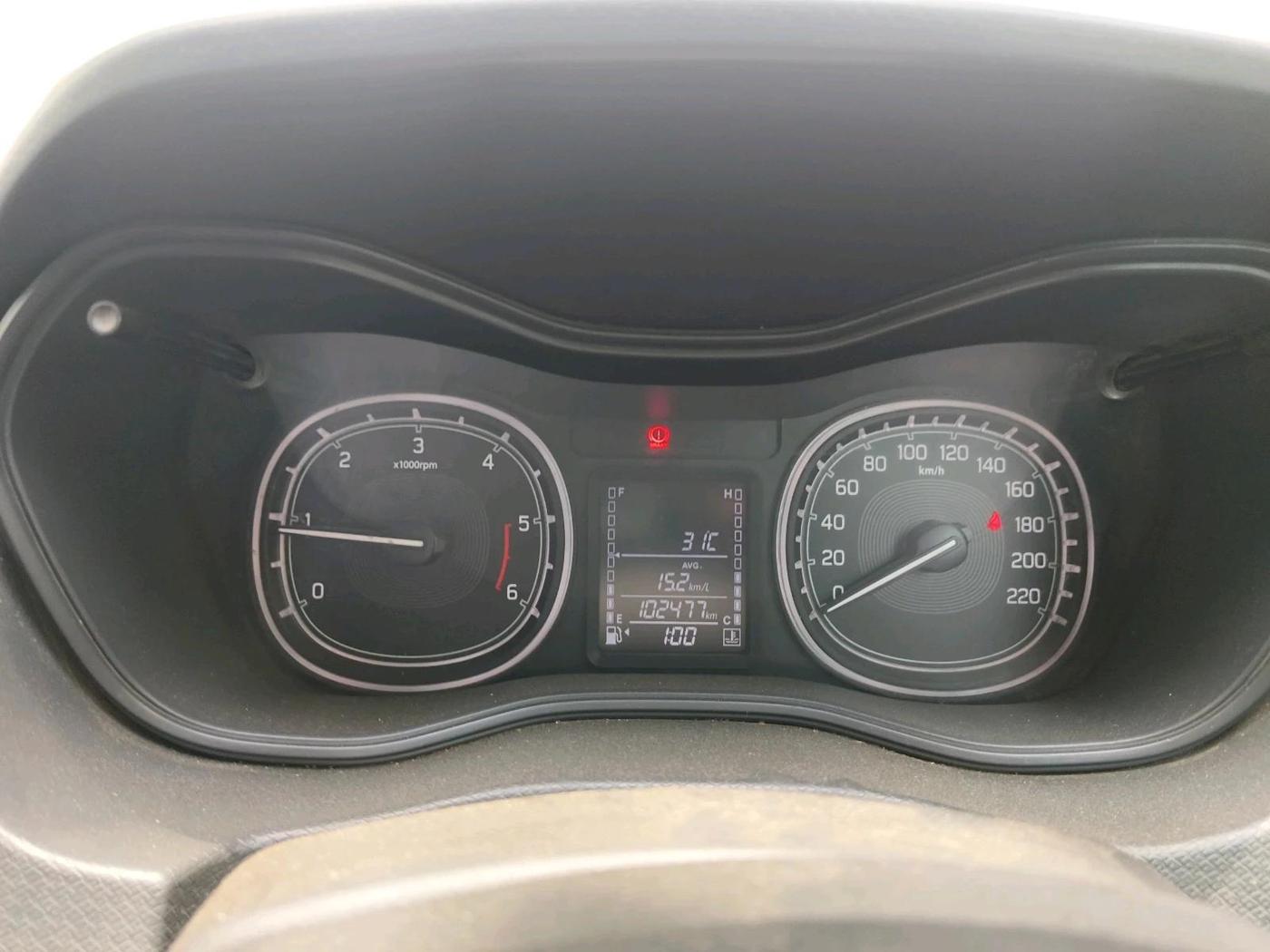 2018 Maruti Vitara Brezza ZDI, Diesel, Manual, 1,02,477 km, interior