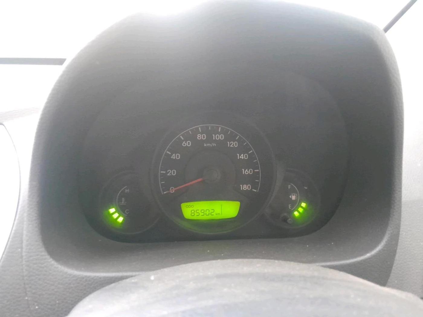 2013 Hyundai Eon ERA +, Petrol, Manual, 85,902 km, interior
