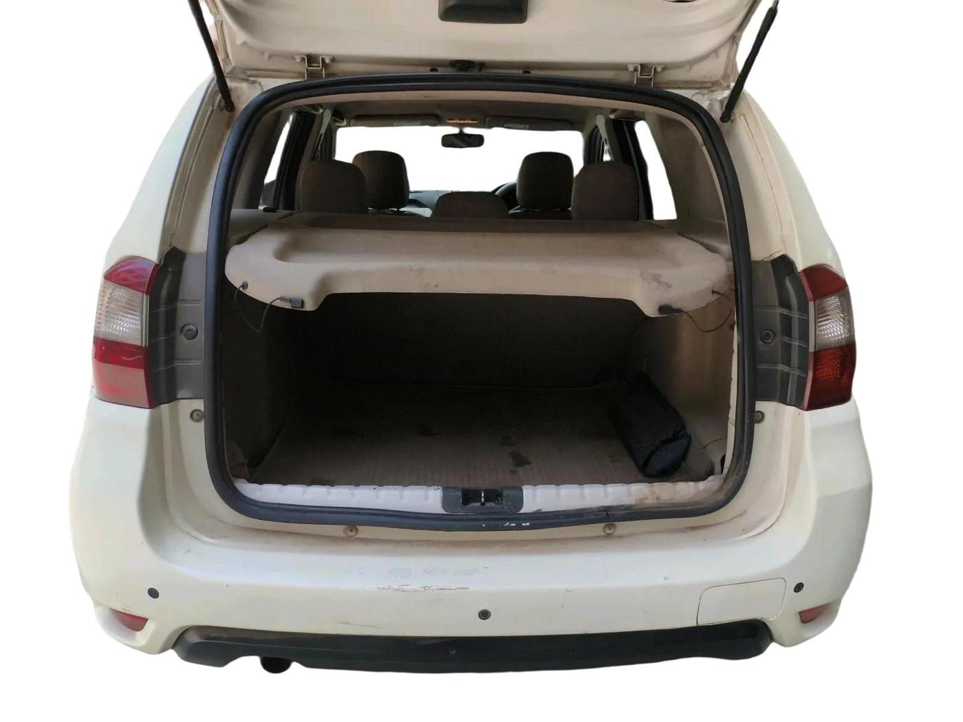 2013 Nissan Terrano XV D THP PREMIUM 110 PS, Diesel, Manual, 2,58,660 km, exterior