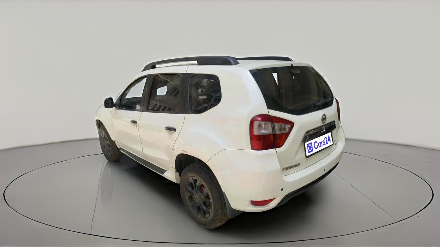 2013 Nissan Terrano XV D THP PREMIUM 110 PS, Diesel, Manual, 2,58,660 km, exterior