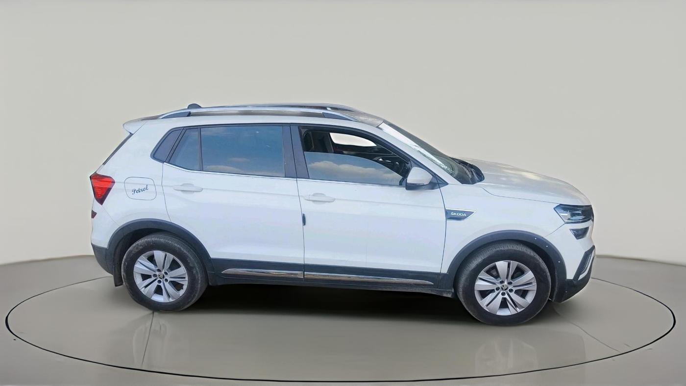 2022 Skoda KUSHAQ AMBITION 1.0L TSI MT, Petrol, Manual, 1,51,943 km, exterior