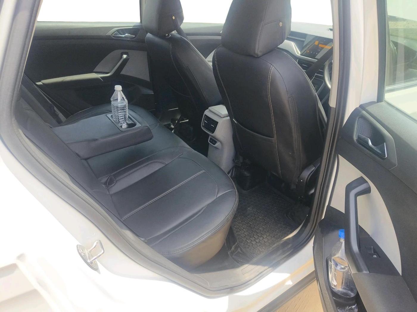 2022 Skoda KUSHAQ AMBITION 1.0L TSI MT, Petrol, Manual, 1,51,943 km, interior