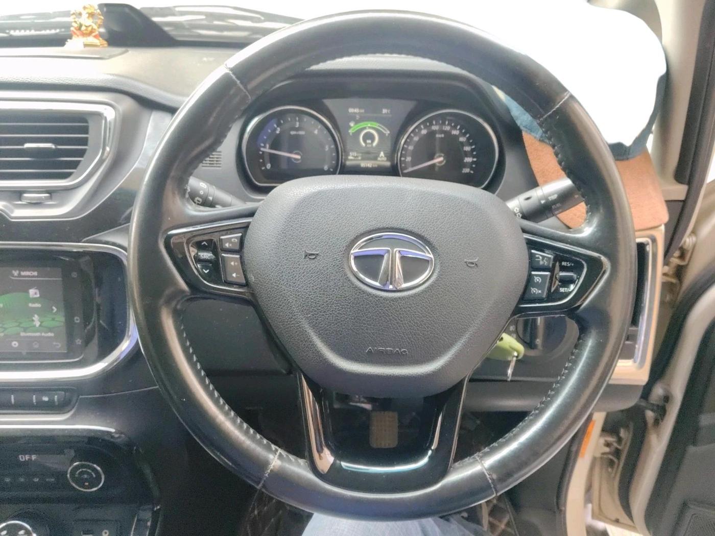 2019 Tata Hexa XT 4X4 7 STR, Diesel, Manual, 95,142 km, interior