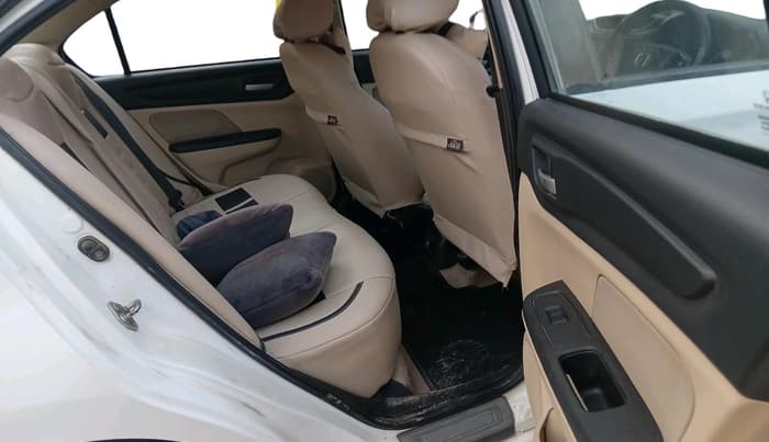 2019 Honda Amaze 1.2L I-VTEC S, CNG, Manual, 1,34,531 km, interior