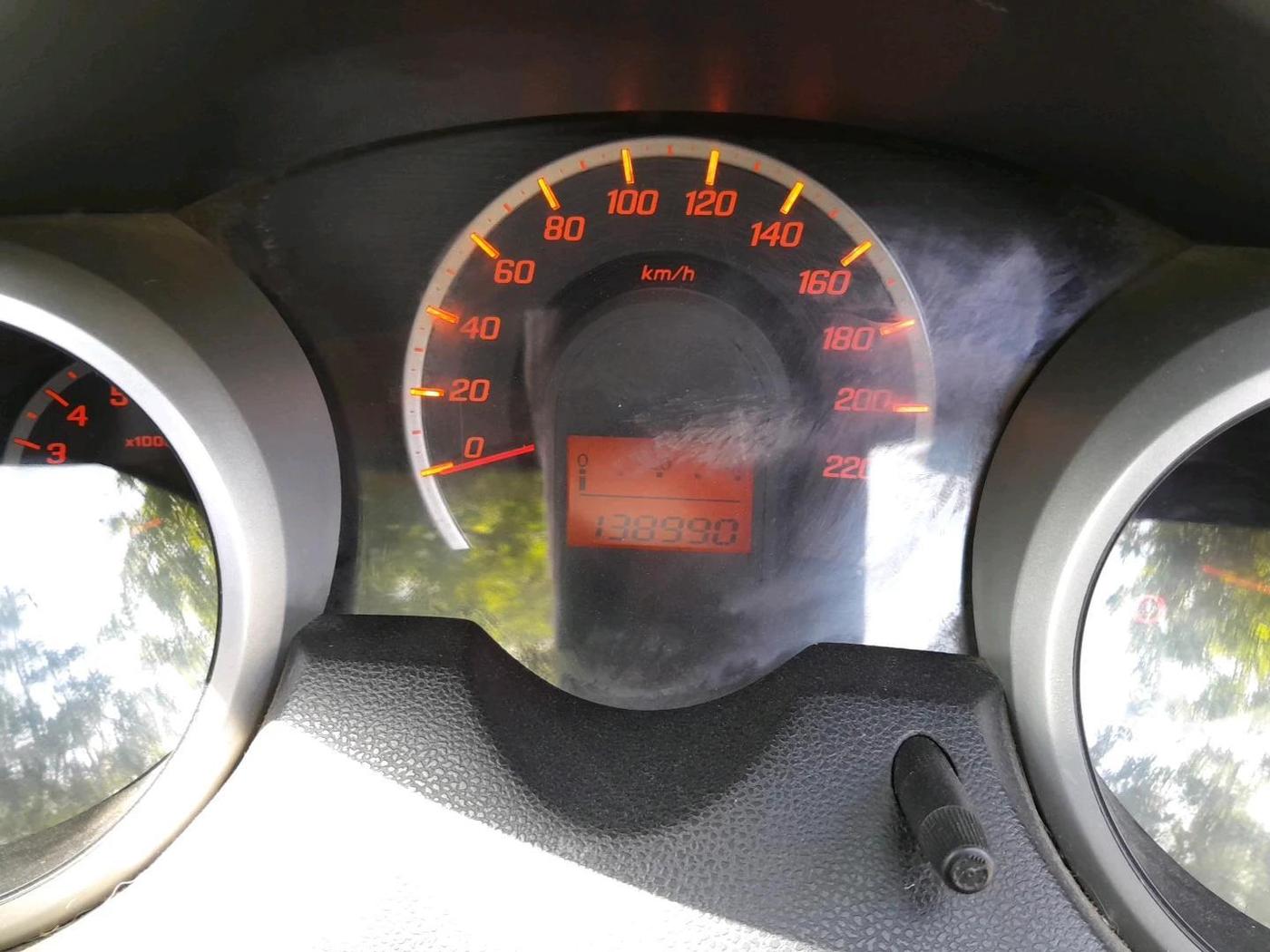 2012 Honda Jazz 1.2L I-VTEC BASE, Petrol, Manual, 1,38,990 km, interior