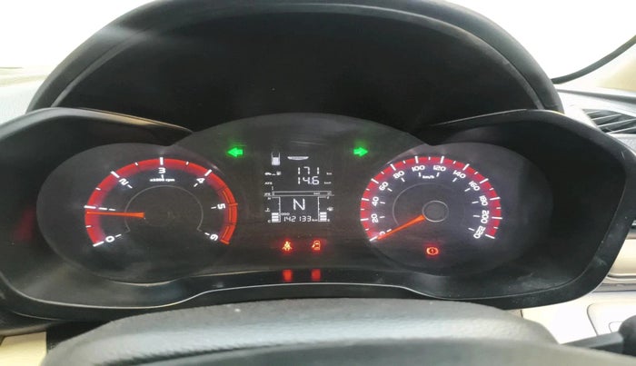 2020 Mahindra XUV300 W6 1.5 Diesel, Diesel, Manual, 1,42,133 km, interior