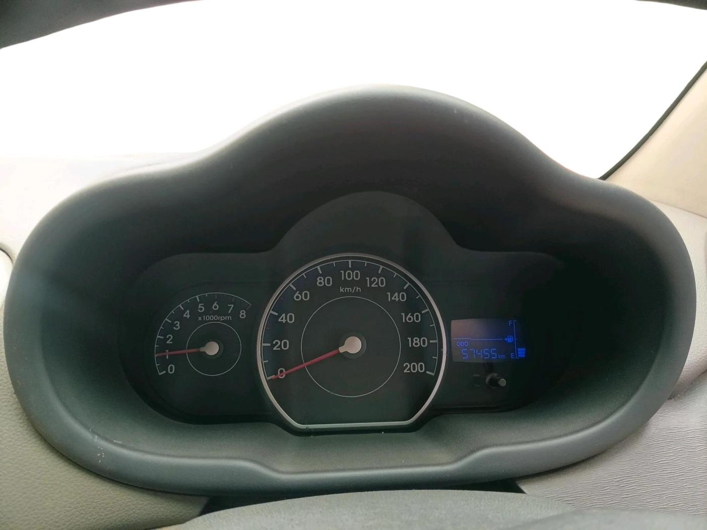 2012 Hyundai i10 MAGNA 1.1, Petrol, Manual, 57,455 km, interior