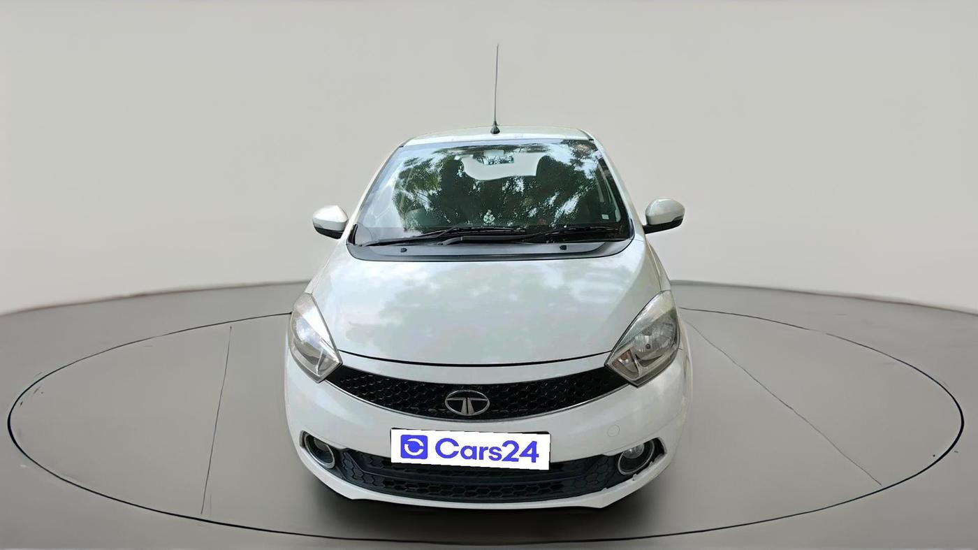 2018 Tata Tiago XZ PETROL, Petrol, Manual, 1,13,519 km, exterior
