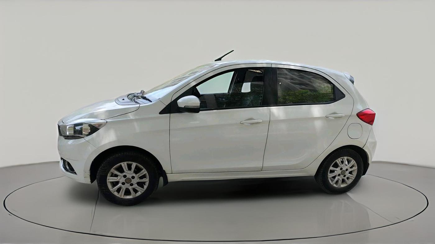 2018 Tata Tiago XZ PETROL, Petrol, Manual, 1,13,519 km, exterior