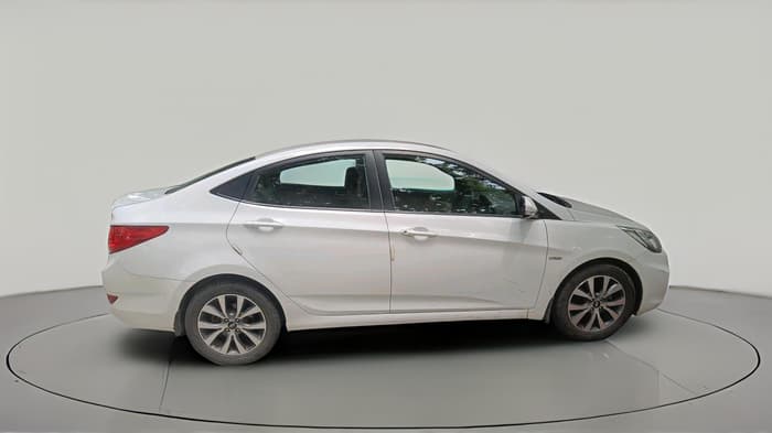 2013 Hyundai Verna FLUIDIC 1.6 CRDI EX, Diesel, Manual, 59,129 km, exterior