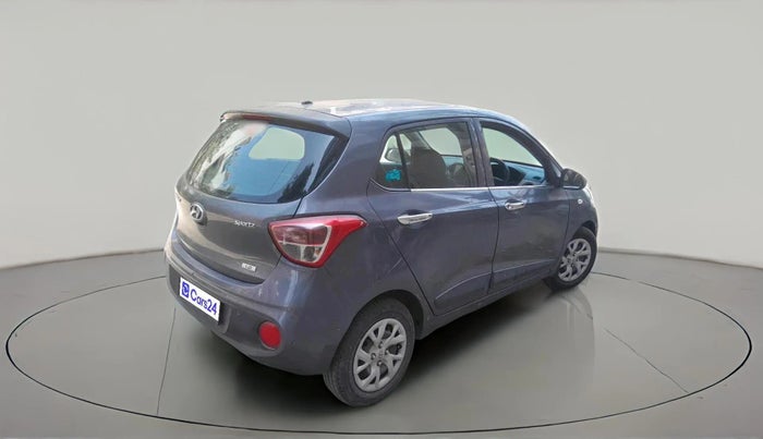 2018 Hyundai Grand i10 SPORTZ 1.2 KAPPA VTVT, Petrol, Manual, 1,06,458 km, exterior