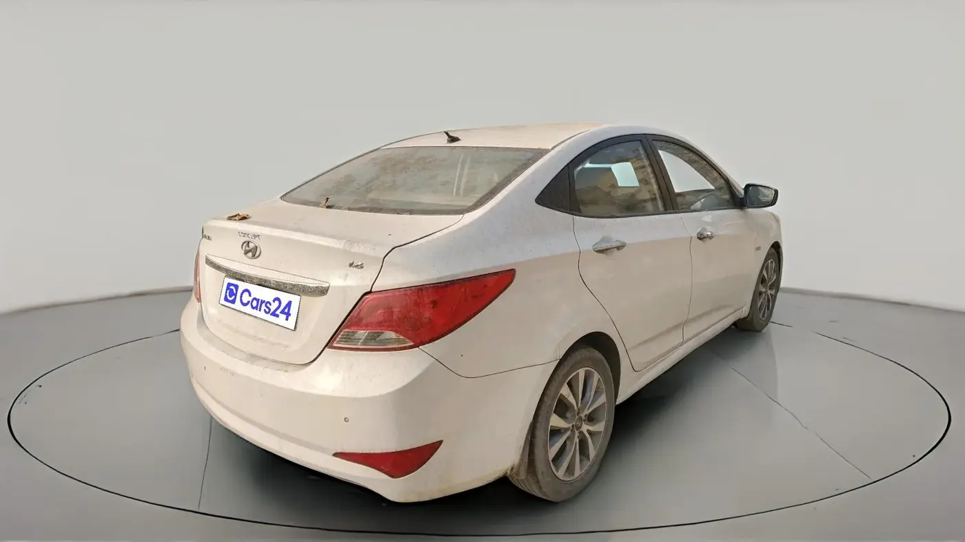 2015 Hyundai Verna 1.6 CRDI SX (O), Diesel, Manual, 80,504 km, exterior