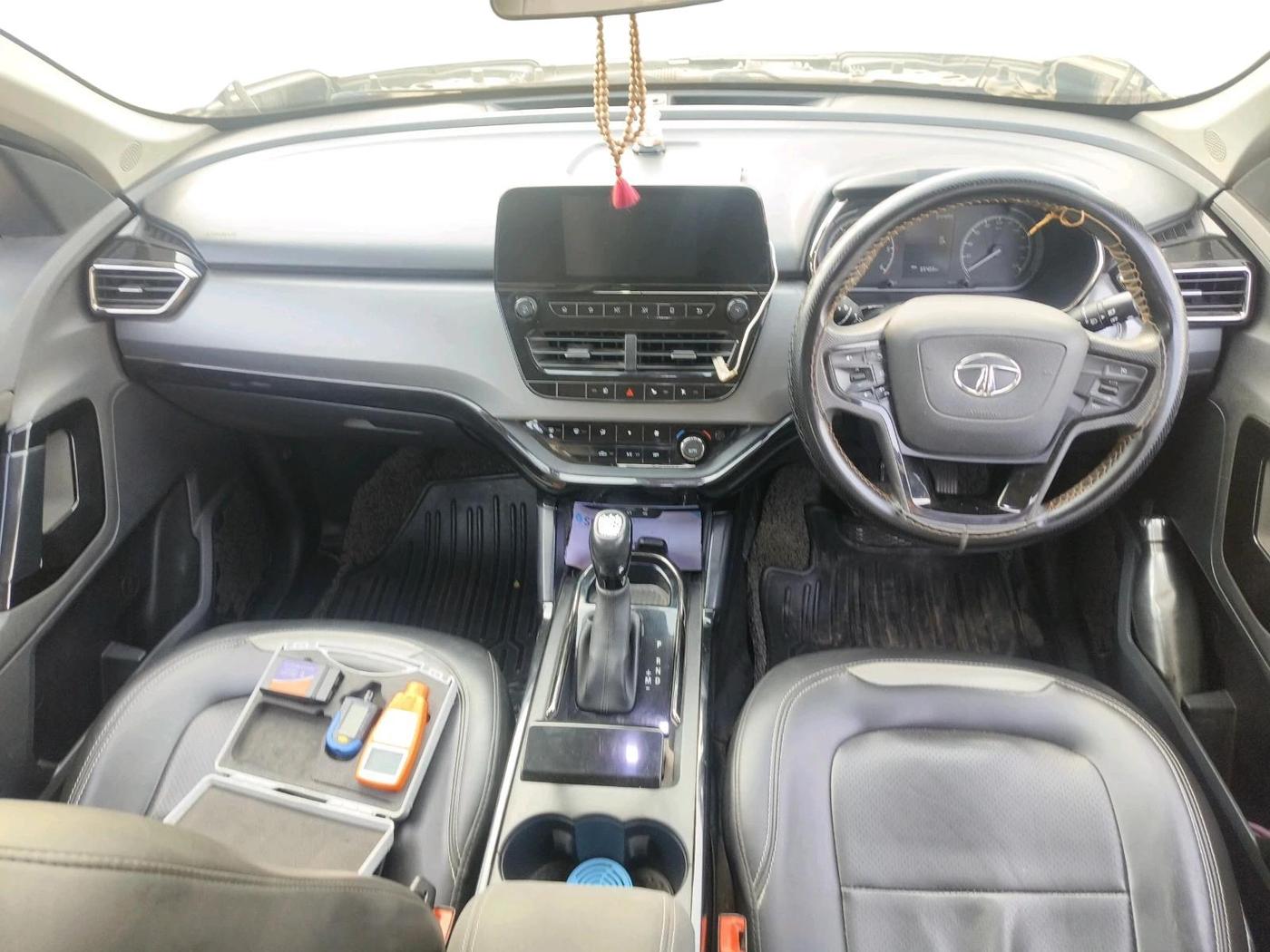 2022 Tata Harrier XTA 2.0L KRYOTEC PLUS, Diesel, Automatic, 65,403 km, interior