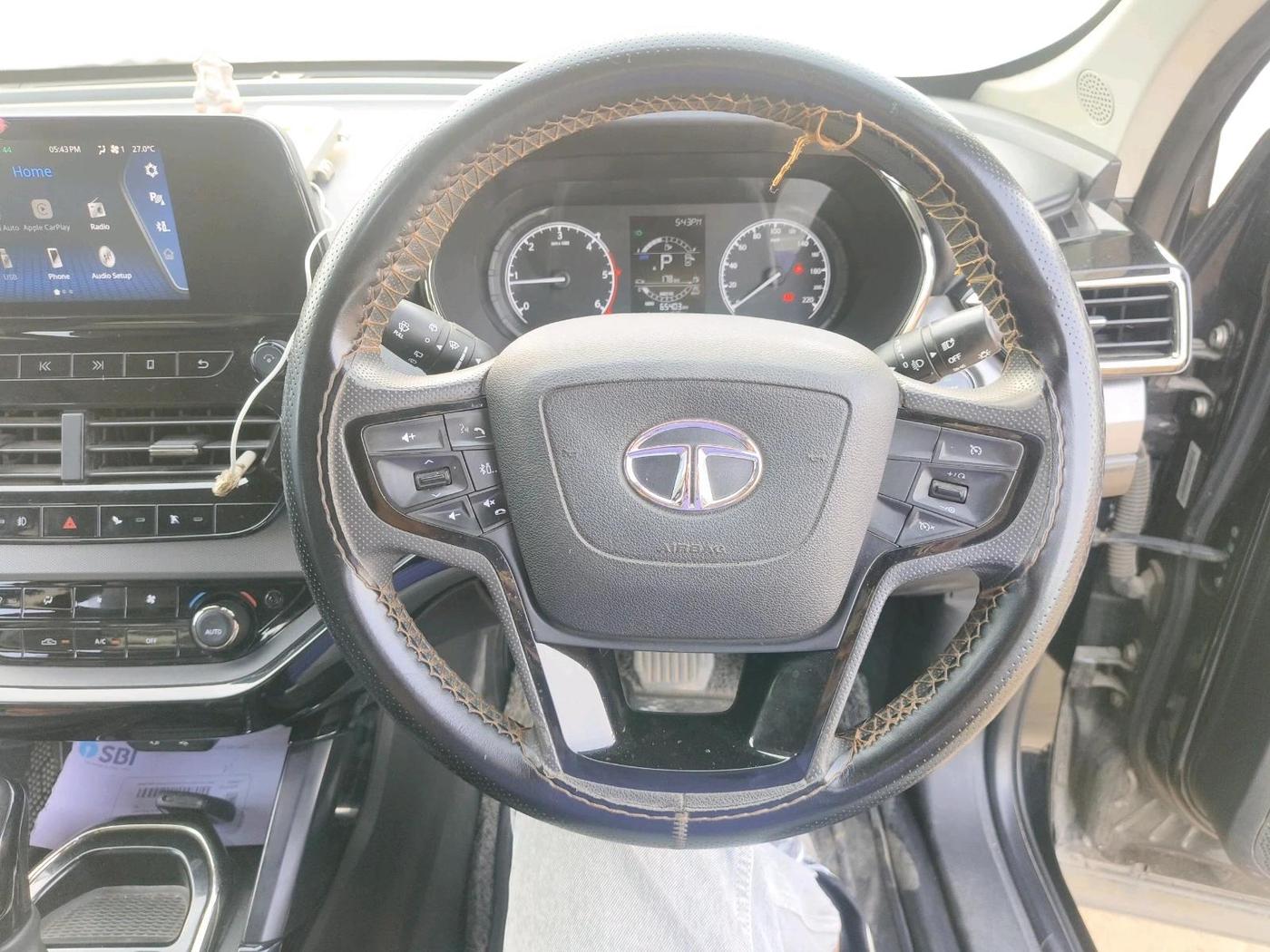 2022 Tata Harrier XTA 2.0L KRYOTEC PLUS, Diesel, Automatic, 65,403 km, interior