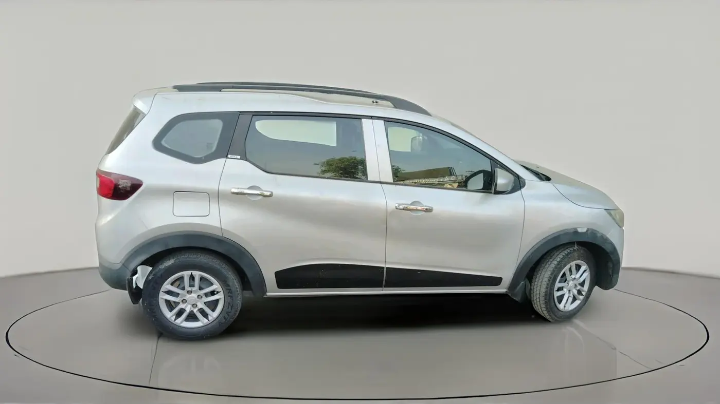 2019 Renault TRIBER RXL MT, CNG, Manual, 55,370 km, exterior
