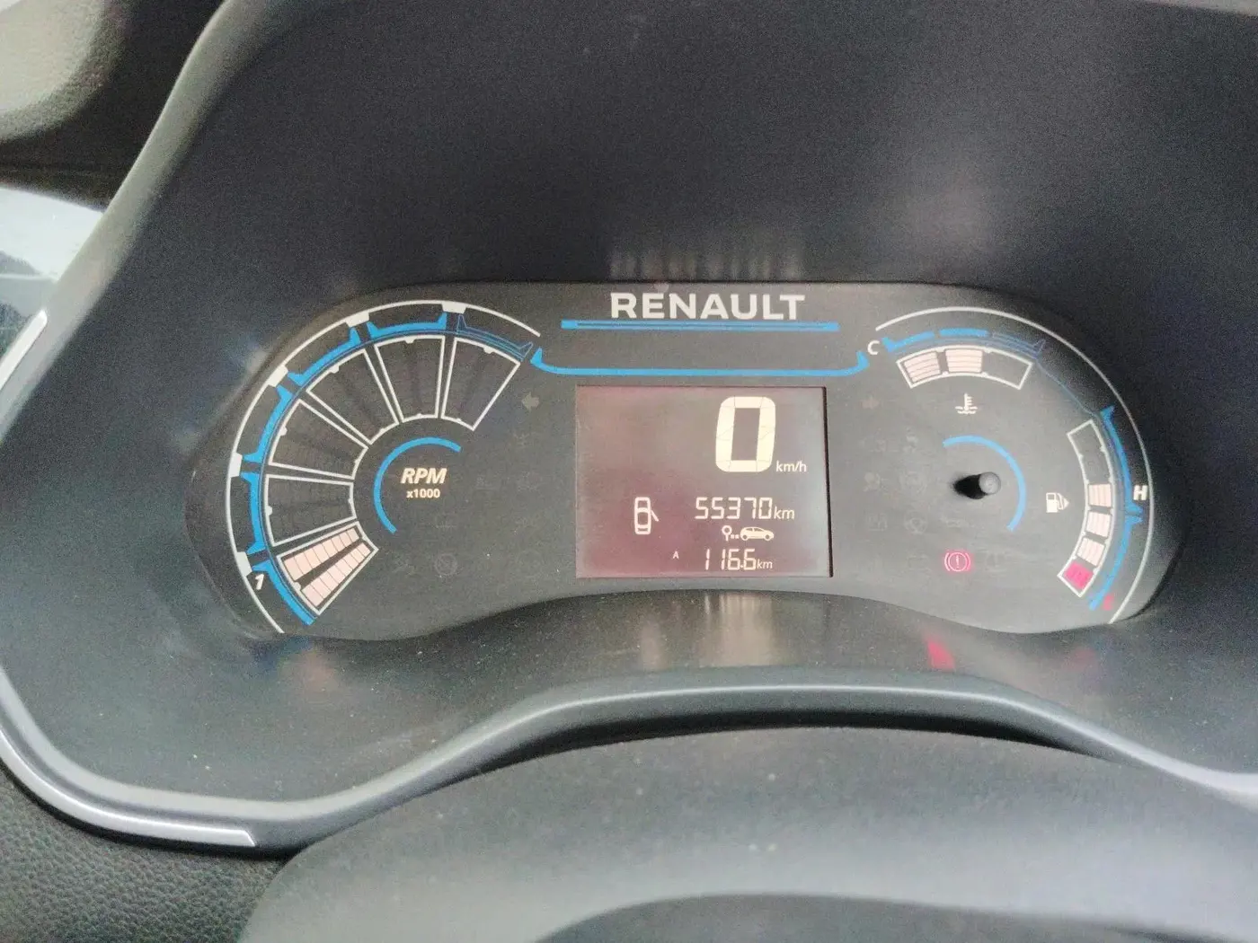 2019 Renault TRIBER RXL MT, CNG, Manual, 55,370 km, interior