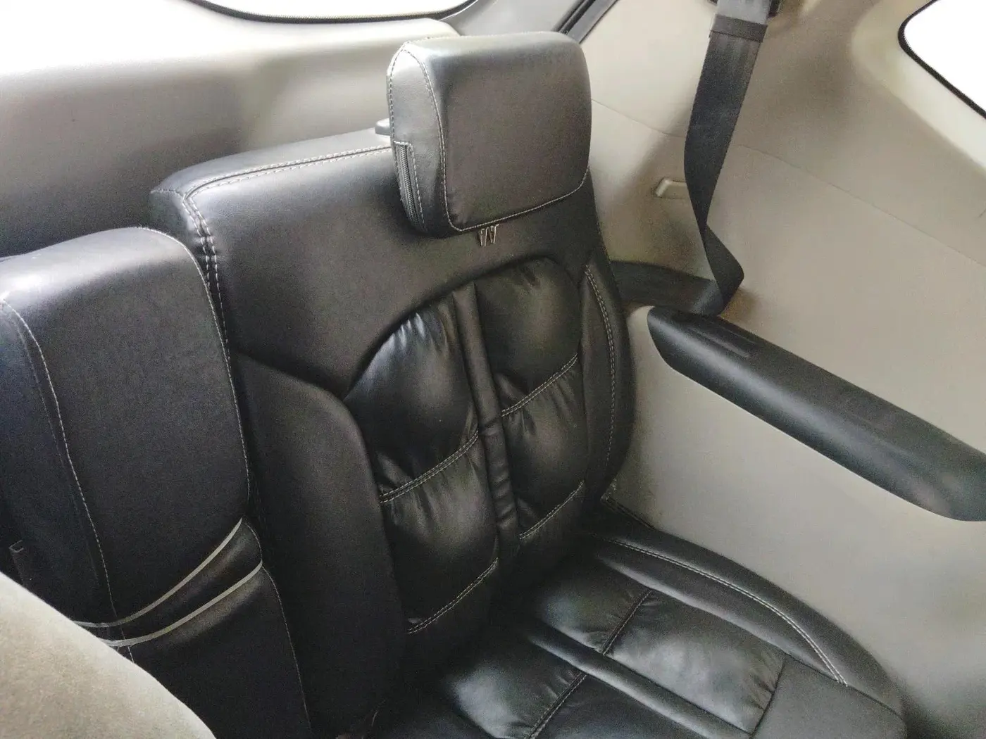 2019 Renault TRIBER RXL MT, CNG, Manual, 55,370 km, interior