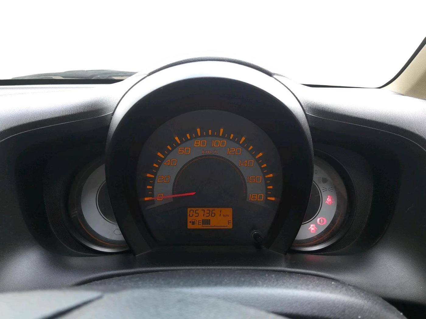 2016 Honda Brio E MT, Petrol, Manual, 57,361 km, interior