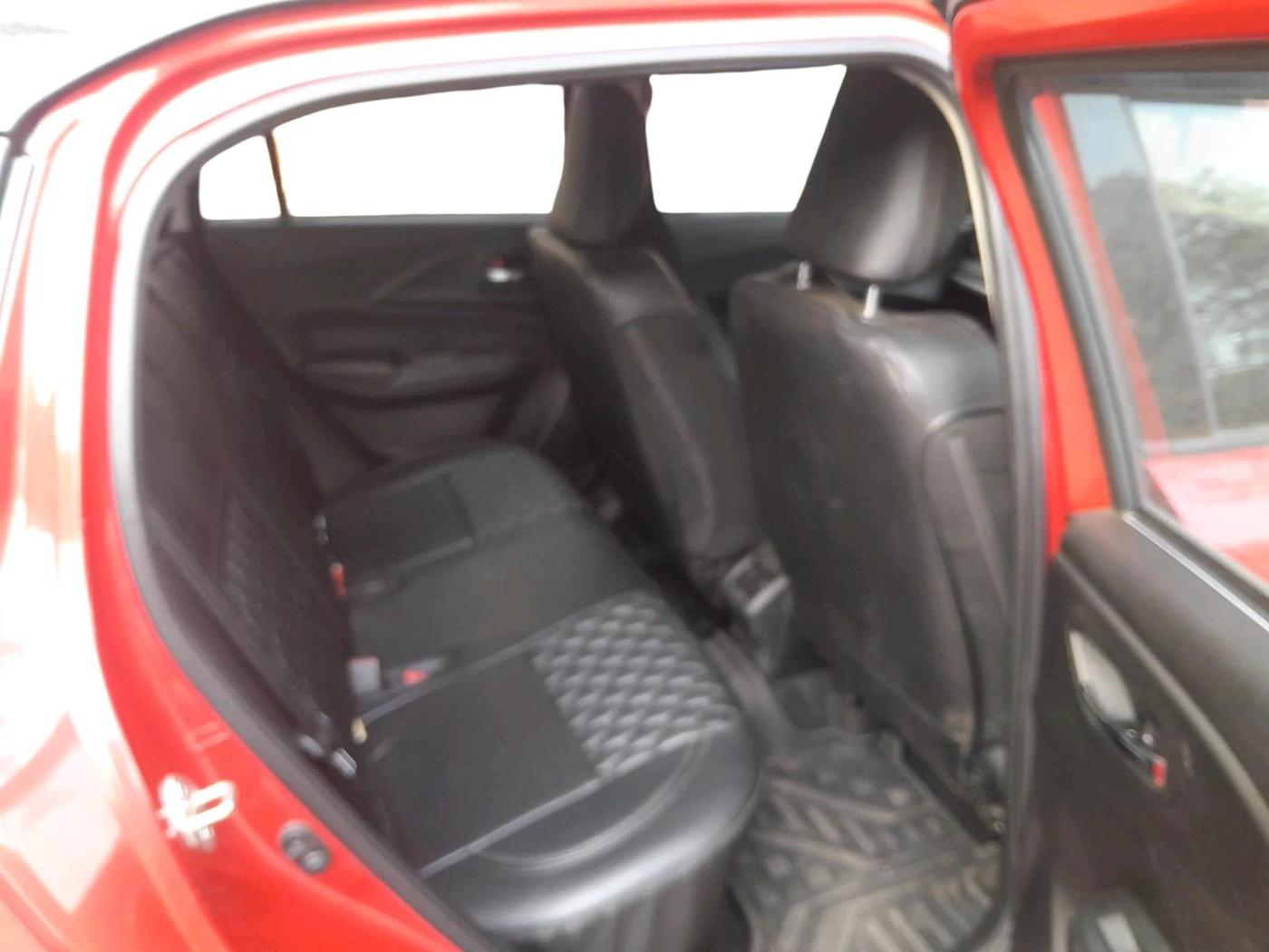 2024 Maruti Swift ZXi Plus, Petrol, Manual, 7,900 km, interior