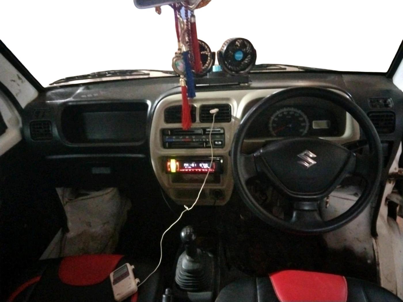 2019 Maruti Eeco 5 STR WITH A/C+HTR, CNG, Manual, 1,54,493 km, interior