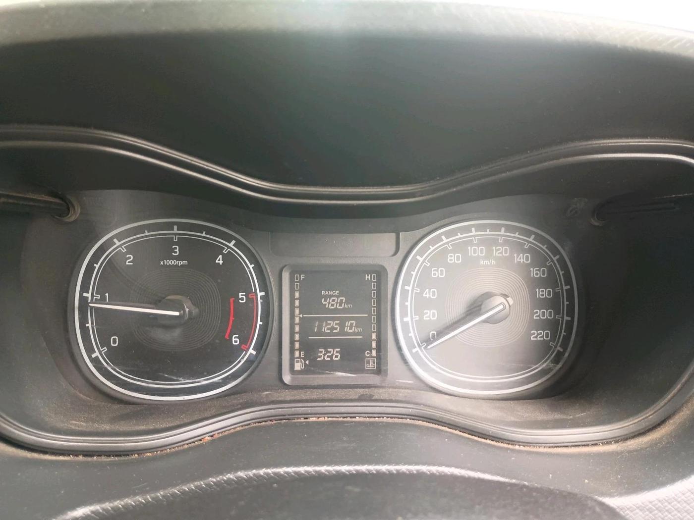 2017 Maruti Vitara Brezza VDI (O), Diesel, Manual, 1,12,510 km, interior