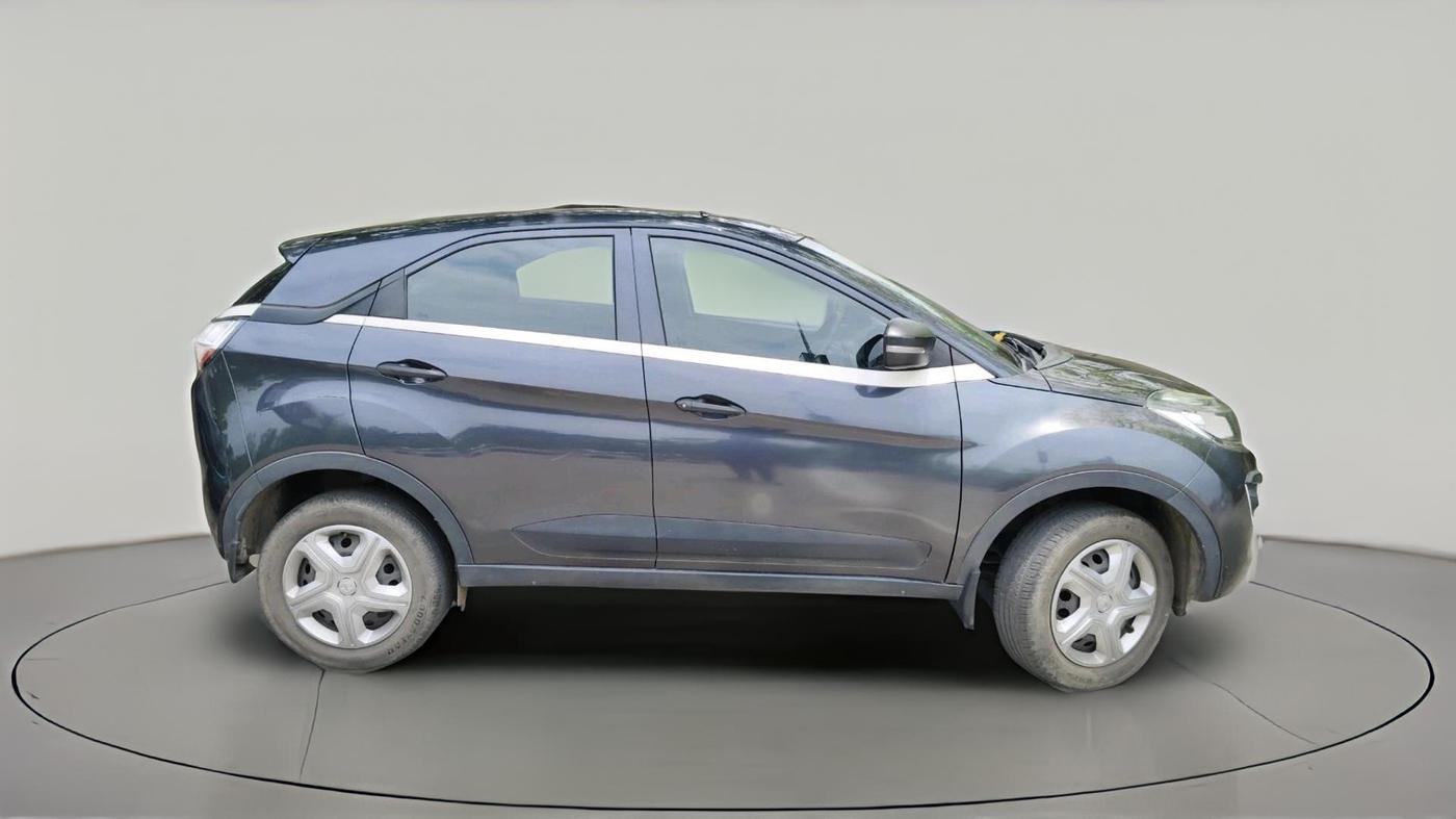 2019 Tata NEXON XM PETROL, Petrol, Manual, 30,276 km, exterior