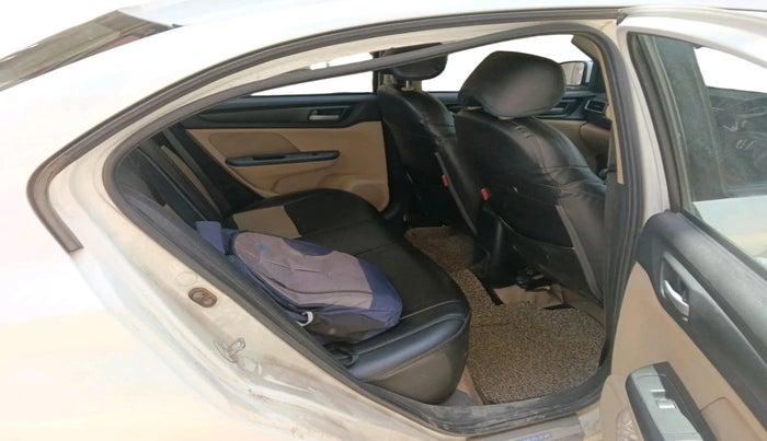 2018 Honda Amaze 1.5L I-DTEC VX, Diesel, Manual, 1,41,464 km, interior