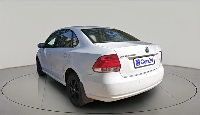 2013 Volkswagen Vento HIGHLINE 1.6 MPI, Petrol, Manual, 1,09,420 km, exterior