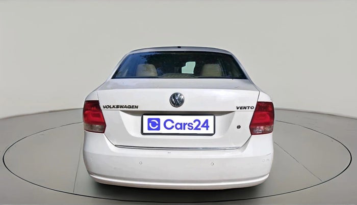 2013 Volkswagen Vento HIGHLINE 1.6 MPI, Petrol, Manual, 1,09,420 km, exterior