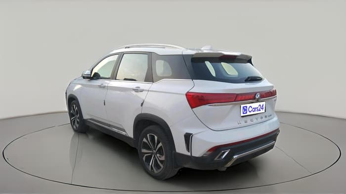 2023 MG HECTOR PLUS SAVVY PRO 1.5 TURBO CVT 7 STR, Petrol, Automatic, 17,671 km, exterior