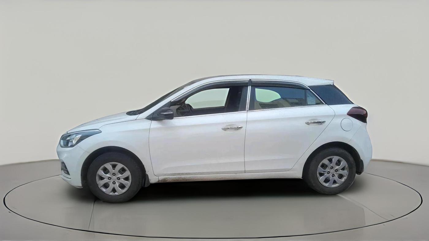2018 Hyundai Elite i20 SPORTZ 1.2, CNG, Manual, 1,08,348 km, exterior