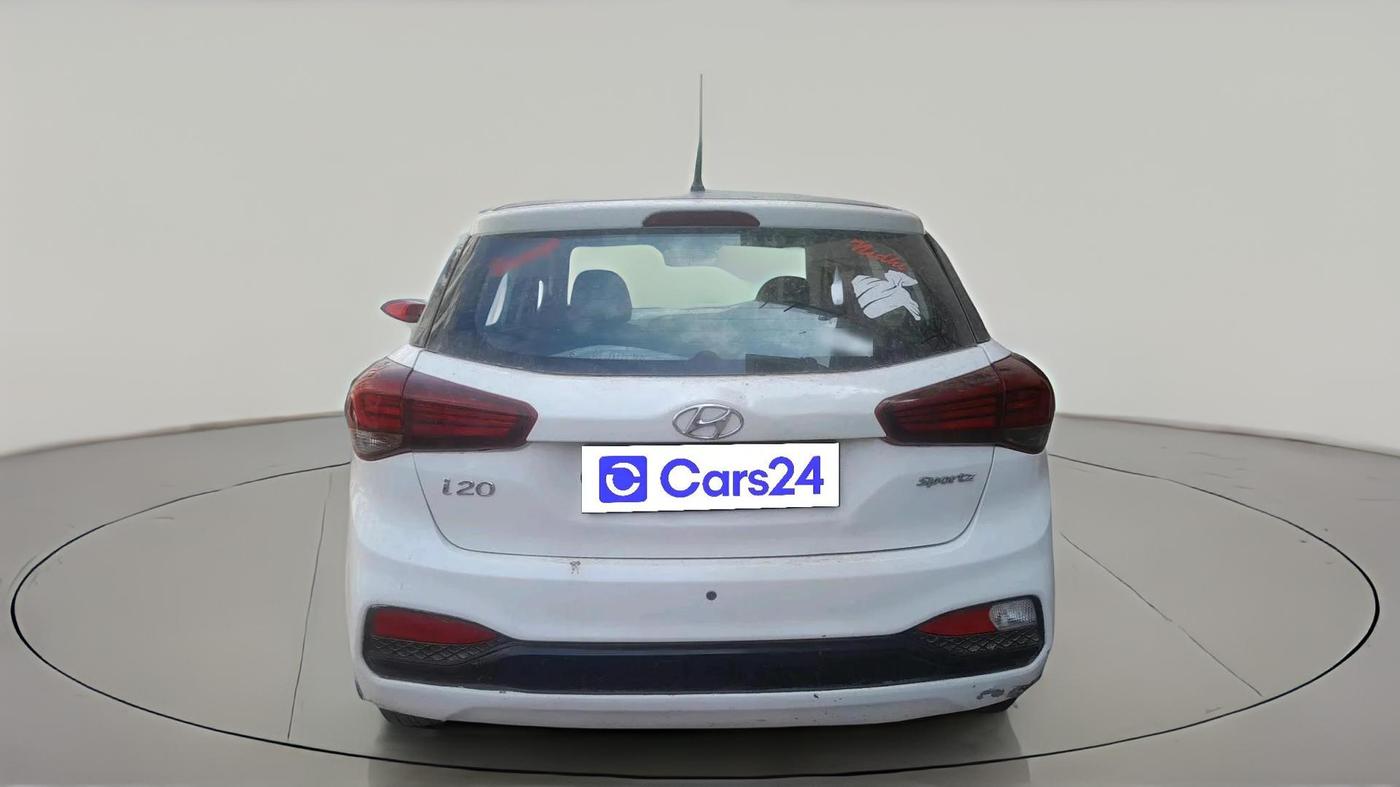 2018 Hyundai Elite i20 SPORTZ 1.2, CNG, Manual, 1,08,348 km, exterior