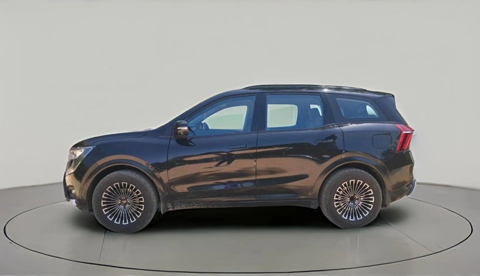 2024 Mahindra XUV700 AX7 Luxury Pack Diesel MT 7 STR, Diesel, Manual, 1,27,115 km, exterior