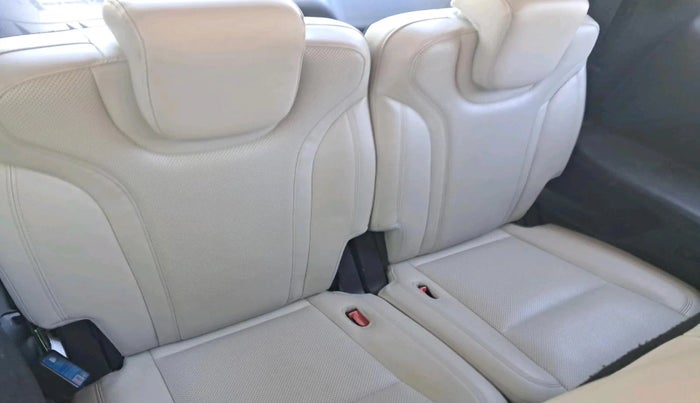 2024 Mahindra XUV700 AX7 Luxury Pack Diesel MT 7 STR, Diesel, Manual, 1,27,115 km, interior