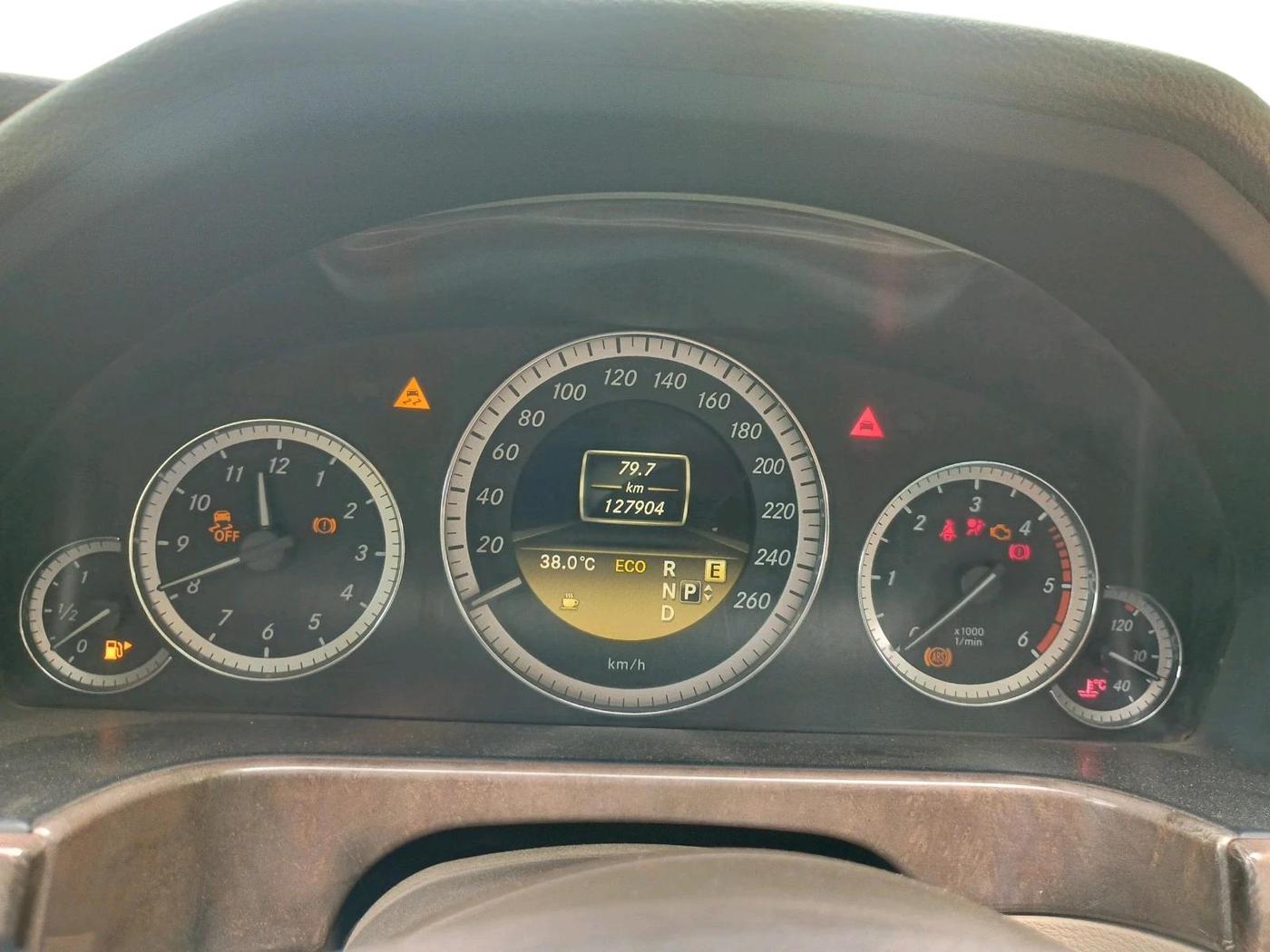 2012 Mercedes Benz E Class E 220 CDI ELEGANCE, Diesel, Automatic, 1,27,904 km, interior