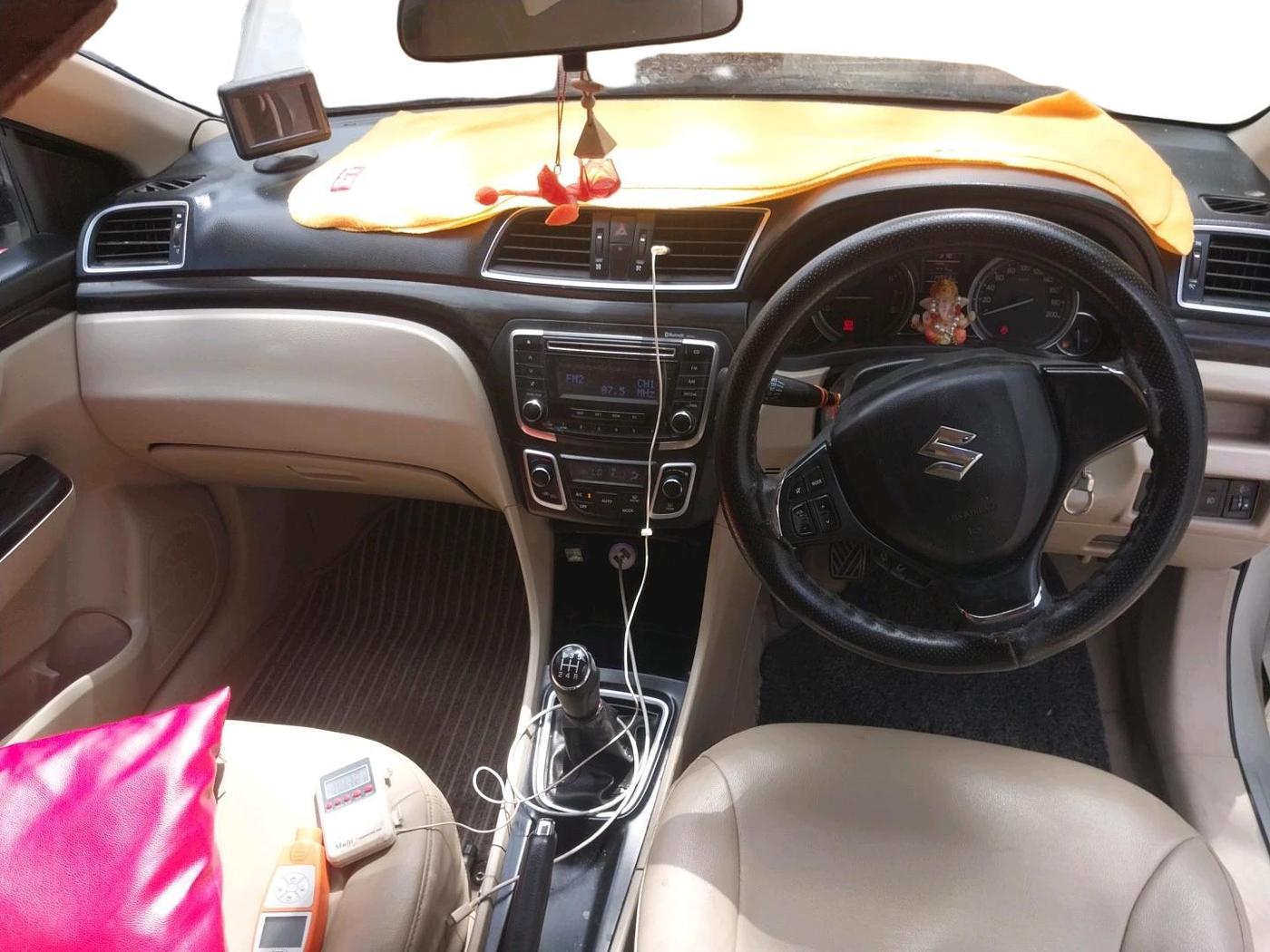 2017 Maruti Ciaz DELTA 1.4 MT PETROL, Petrol, Manual, 1,14,953 km, interior