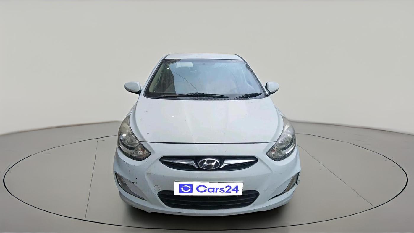 2013 Hyundai Verna FLUIDIC 1.6 CRDI SX, Diesel, Manual, 2,05,447 km, exterior